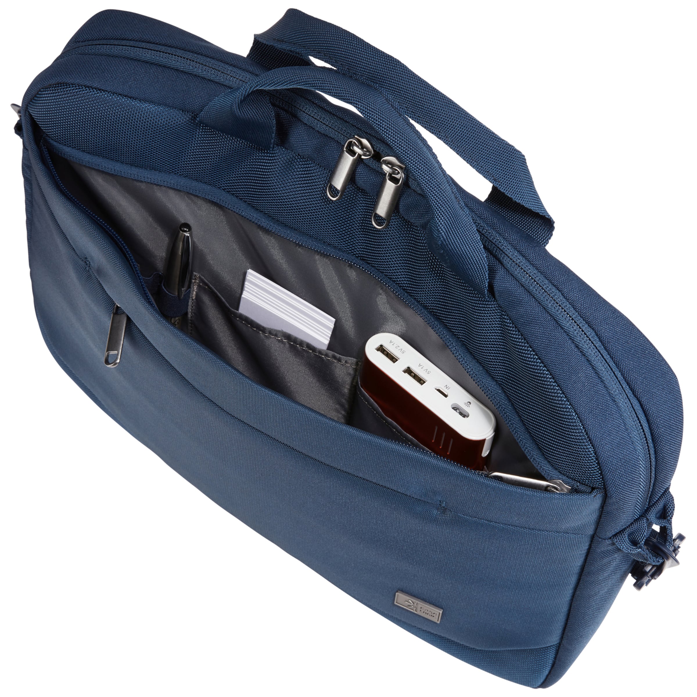 Dateiname: advantage_laptop_attache_14_dark_blue_7.jpg
Maße: 2400 x 2400 Pixel
Dateigröße: 642.19 KB
