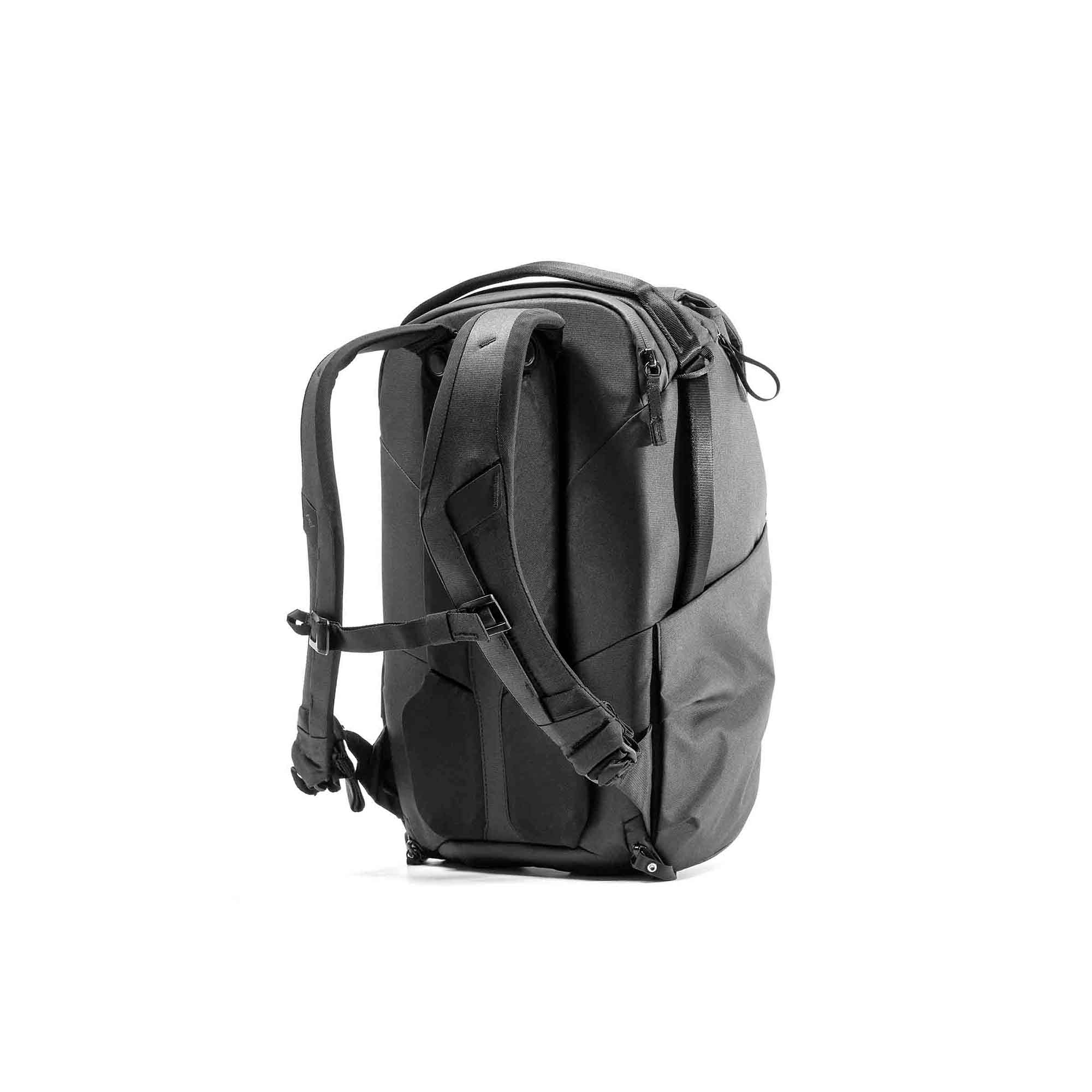 File name: PD-Everyday-Backpack-20L-Black-3.jpg
Dimensions: 2000 x 2000 pixels
File size: 76.3 KB