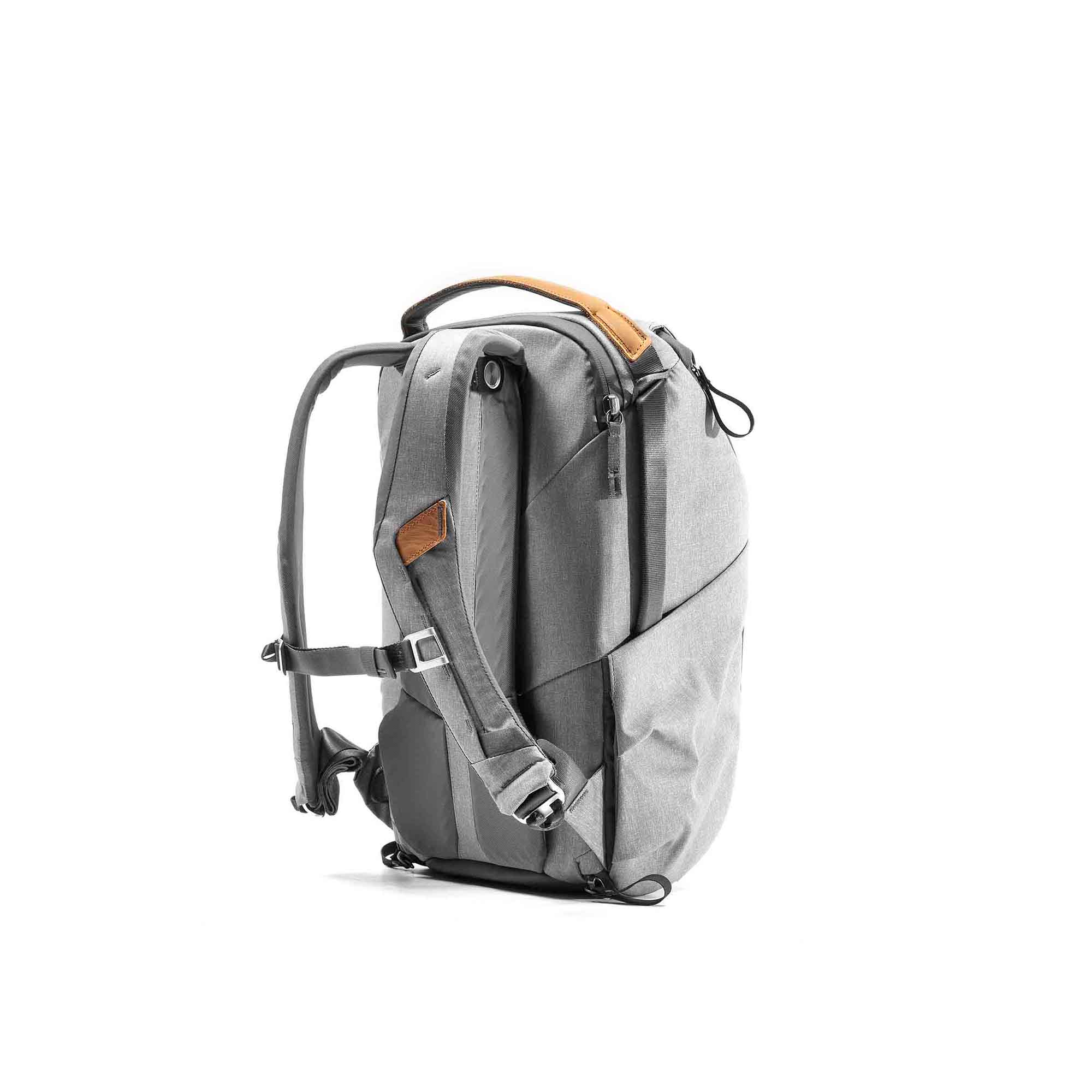 File name: PD-Everyday-Backpack-20L-Ash-3.jpg
Dimensions: 2000 x 2000 pixels
File size: 84.41 KB