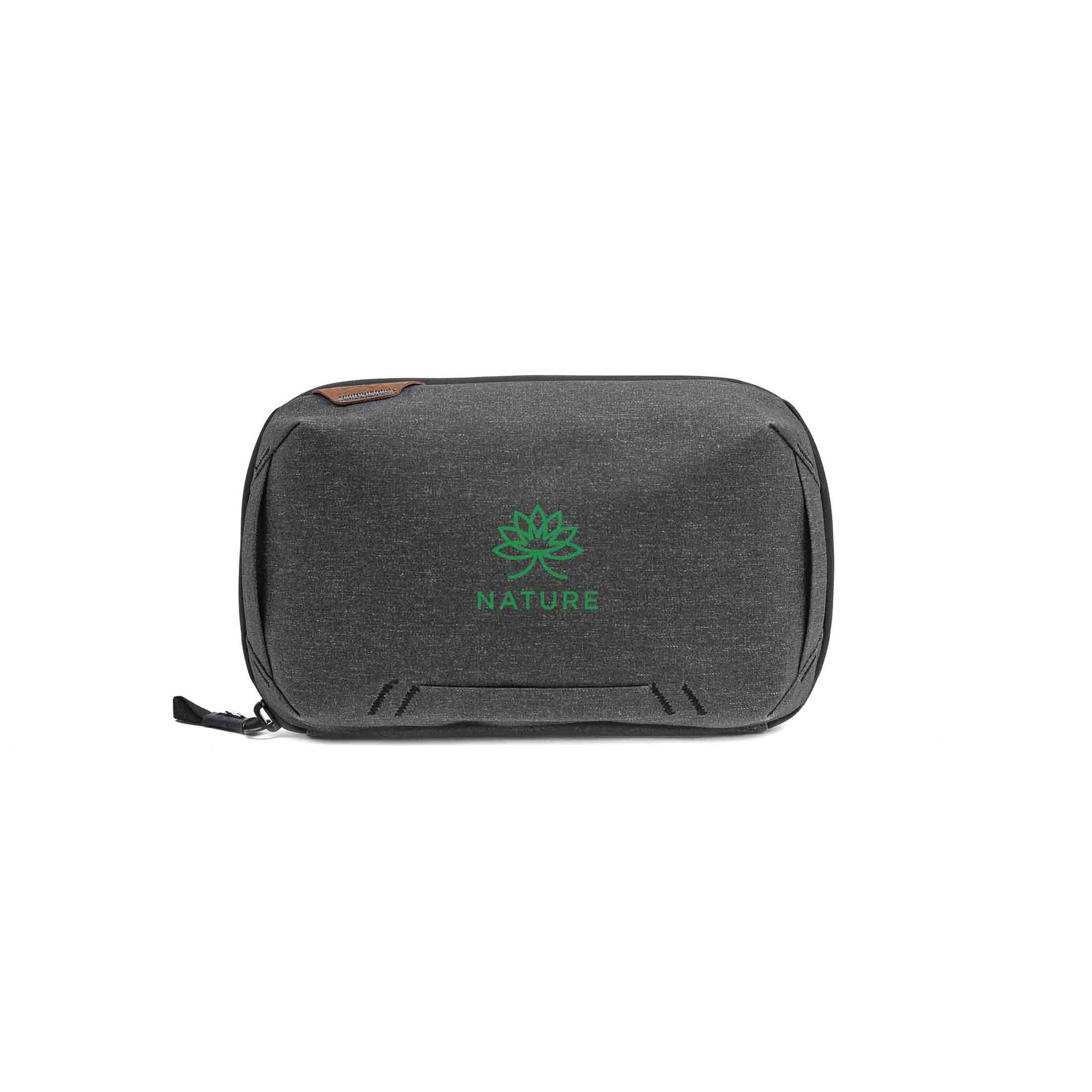 Dateiname: PD-Tech-Pouch-Charcoal-1.jpg
Maße: 2200 x 2200 Pixel
Dateigröße: 86.74 KB