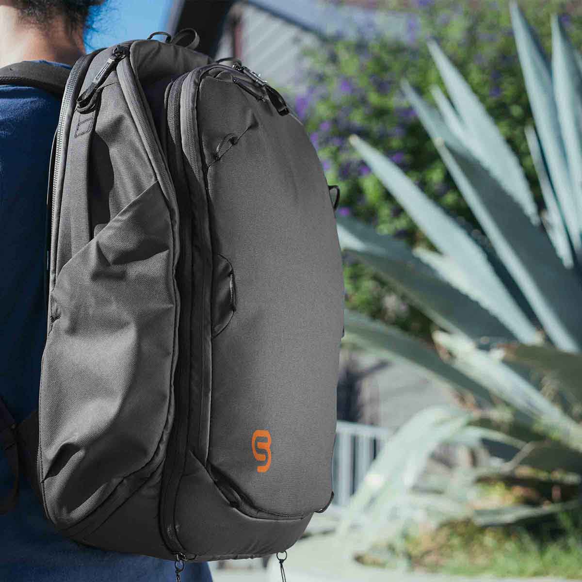 Dateiname: PD-Travel-Backpack-45L-Black-3.jpg
Maße: 1200 x 1200 Pixel
Dateigröße: 77.26 KB