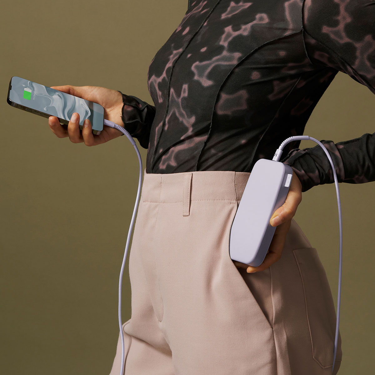 Powerbanks

Charge your devices wherever you go. On the airplane, in the train or during your hiking trip; with our Powerbanks you will never be without energy!